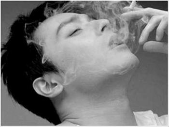 抽烟过多为何会诱发强直性脊柱炎 抽烟过多为何会诱发强直性脊柱炎