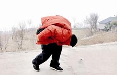 如何才能尽快发现强直性脊柱炎 如何才能尽快发现强直性脊柱炎