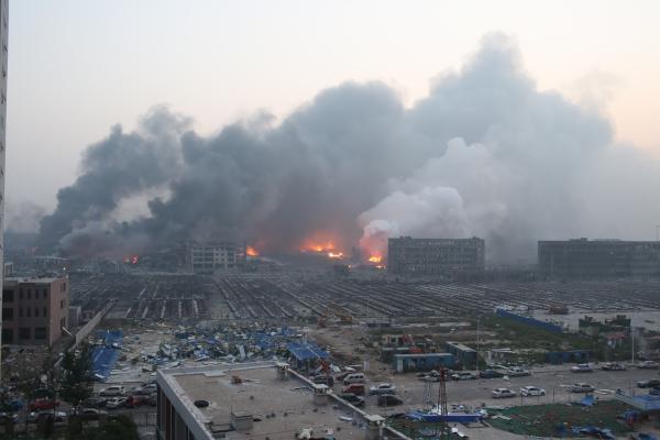 天津滨海爆炸致医院缺麻药 有伤员"生缝"12针 天津滨海爆炸致医院缺麻药 有伤员"生缝"12针